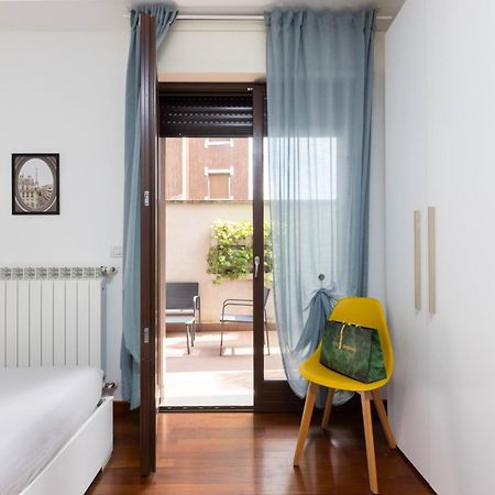 Apartament Terrace Milan Con Parcheggio Incluso Zewnętrze zdjęcie